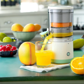 Juice Squeeze® - Espremedor De Suco Elétrico e Automático ( Compre 1 Leve 2 )